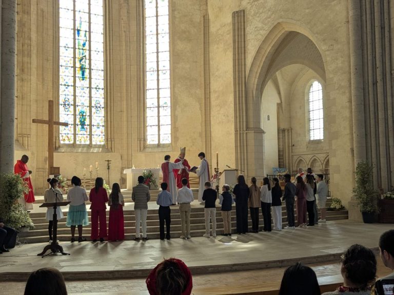 Confirmation de collégiens de Sainte Cécile